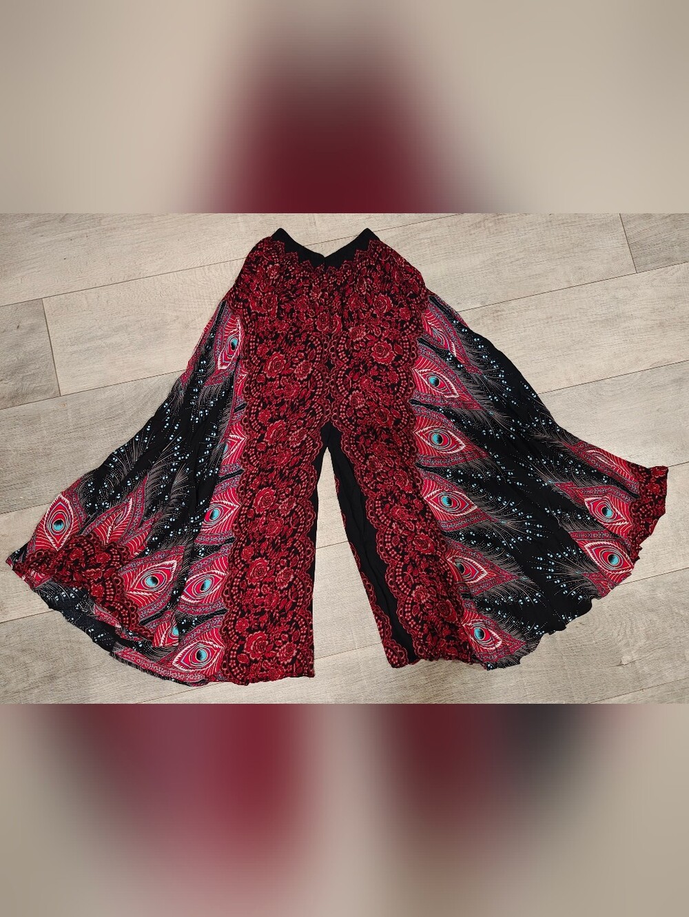 Boho Palazzo Pants w Peacock Feather Design.